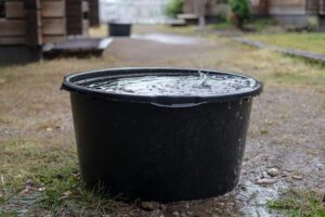 Acqua piovana, quanto costa un serbatoio di raccolta   