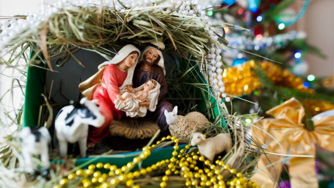 Le origini e la storia del presepe Le origini e la storia del presepe