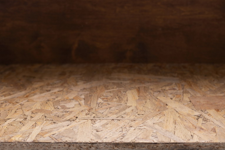 Creare mobili in OSB: guida pratica per il fai-da-te