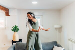Collegare l’impianto Hi-Fi alla TV e ad altri dispositivi