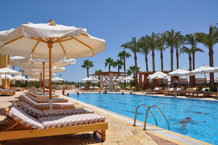 Come risparmiare sui costi di gestione della piscina