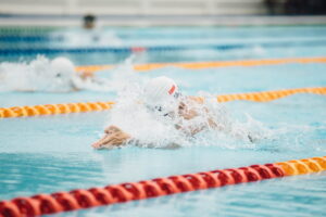 Come coprire correttamente la piscina per l'inverno