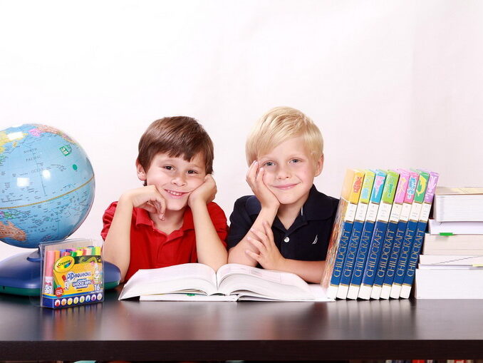 Scarpe e abbigliamento scuola 2025: comfort e tendenze