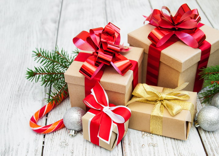 Regali di Natale 2025 per le ragazze: stile, creatività e relax domestico